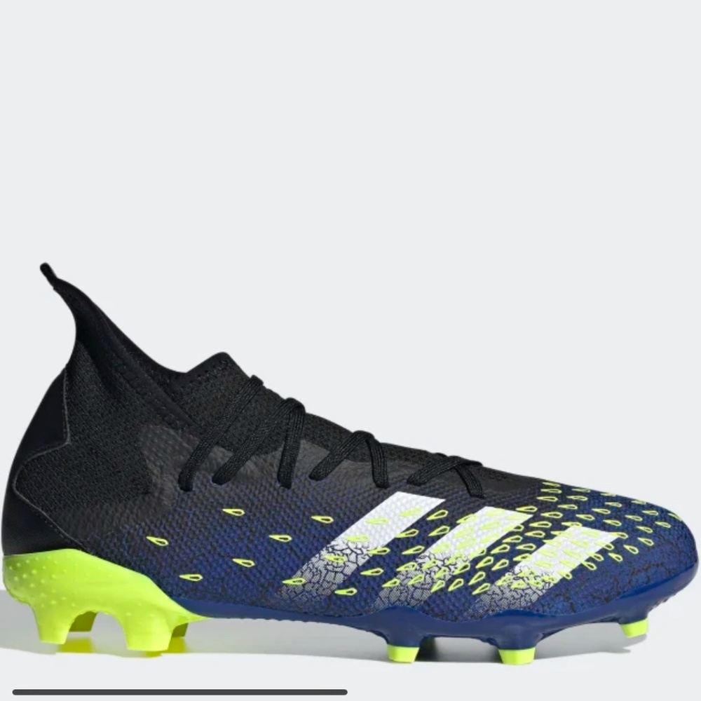 Adidas Cleat - Predator Freak.3